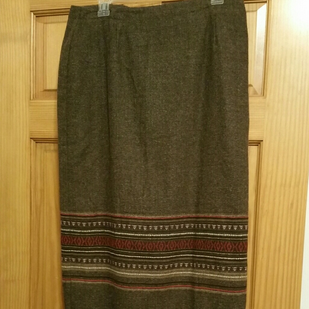 GOOD CLOTHES sz 8p long skirt